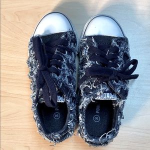 Pom D’Api Sneakers